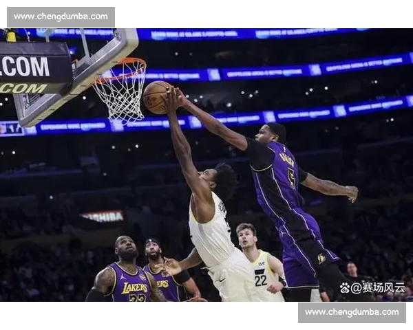 尼克斯对阵湖人经典对决全场录像回顾与关键瞬间解析赛场风云再现